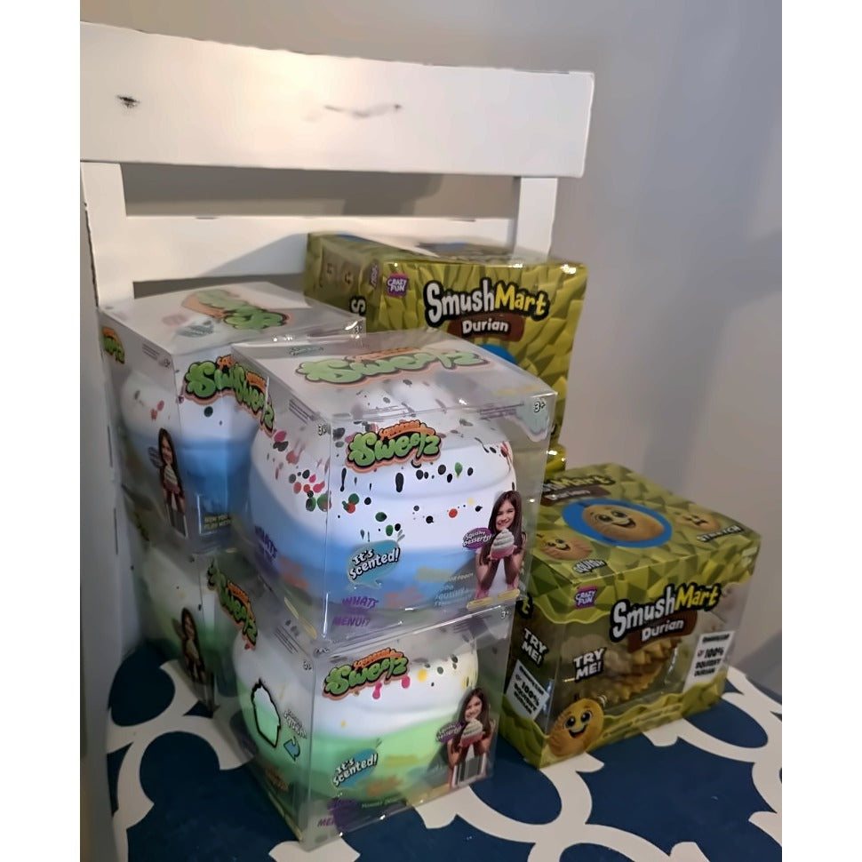SmushMart Durian and Sweetz Cupcake Squishies